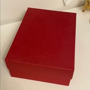 Valentino Shoe Box 💯% Authentic